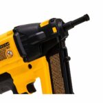 dewalt-20v-max-xr-trak-it-c6-gas-nailer-kit-dgn845d1-detail-view-8