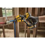 dewalt-impact-connect-pex-pinch-clamp-attachment-dwapxpir-detail-view-4